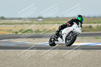 media/Apr-18-2025-TrackDaz (Fri) [[45f5874c44]]/C Group/Session 1 (Turn 7)/